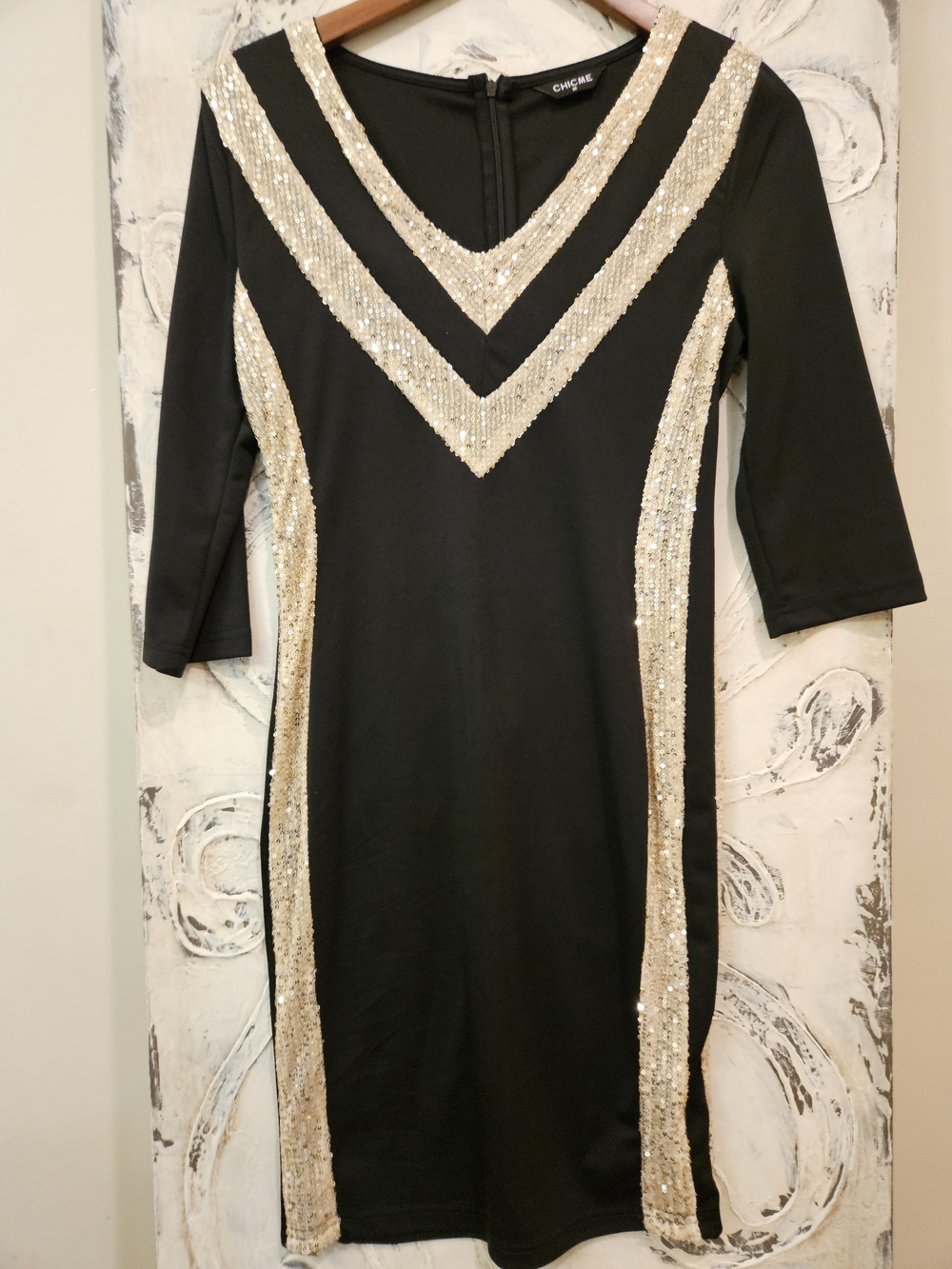 chic Black Midi Dress with Gold Sequin Accents